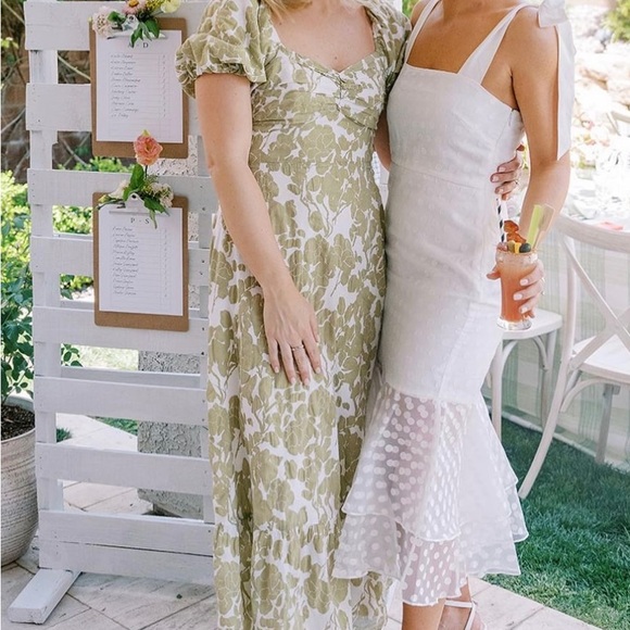 Lovers & Friends White Dress - Picture 2 of 4